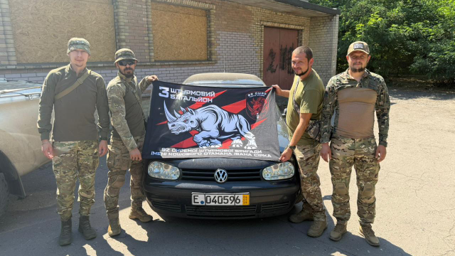 VW Golf IV для 92-ї бригади